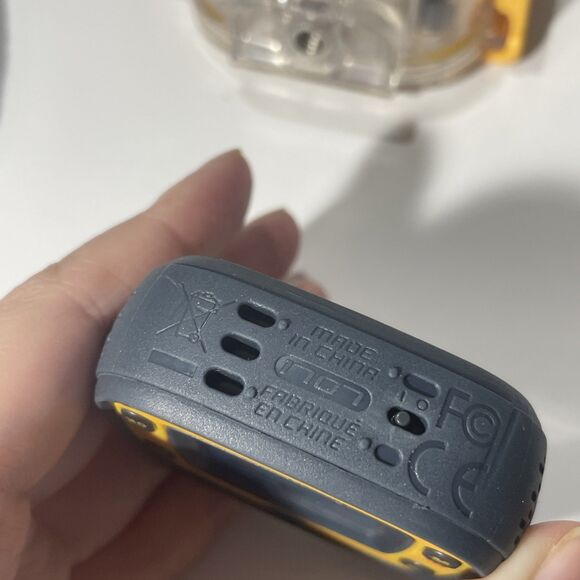 VTech Kidizoom Action Cam Yellow Sports Camera Tested Working Charging Cable - Picture 8 of 10